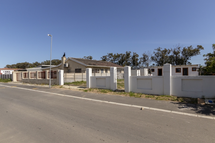 0 Bedroom Property for Sale in Croydon Western Cape